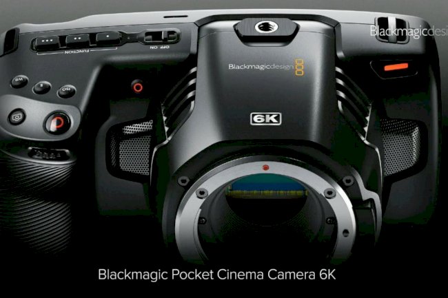 Blackmagic công bố máy quay nhỏ gọn chất lượng 6K cảm biến Super 35 có thể sử dụng lens Canon ngàm EF